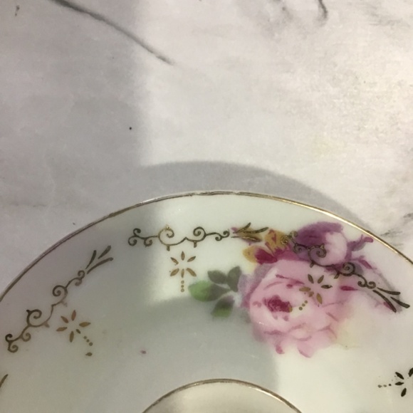 Royal Crown Chantilly Rose Hand Painted Candlestick Holder Floral/Gold Trim 2849 - Picture 2 of 4